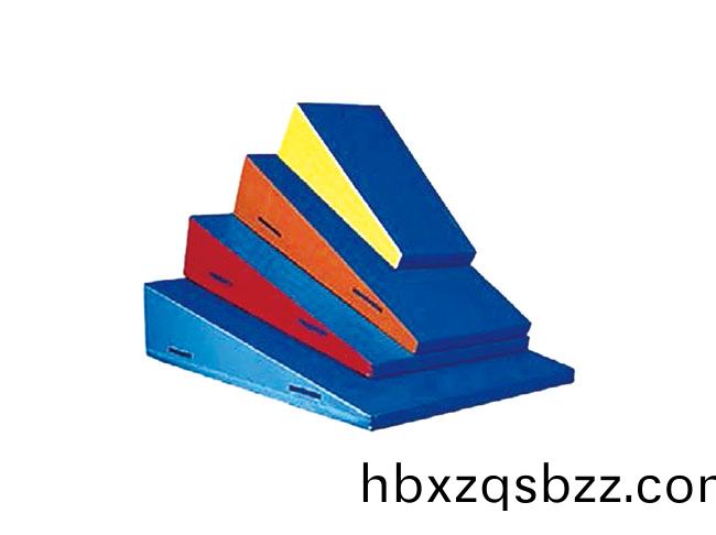 SY-K-008 不折(zhe)疊(die)斜(xie)坡
