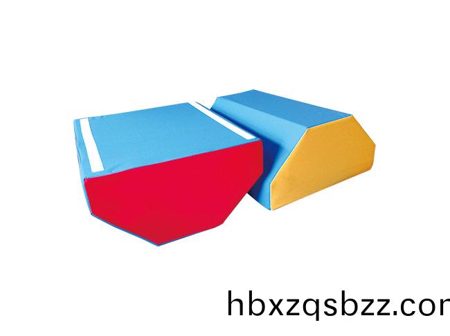 SY-K-028 分體八(ba)角(jiao)柱(zhu)